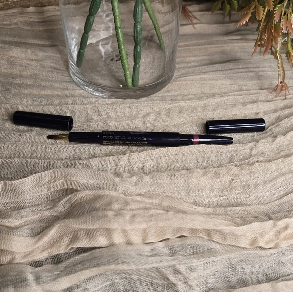 Estee Lauder Automatic Lip Pencil Duo 21 Fig - Picture 2 of 10